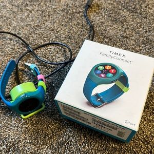 TIMEX FamilyConnect Kids Smart Watch